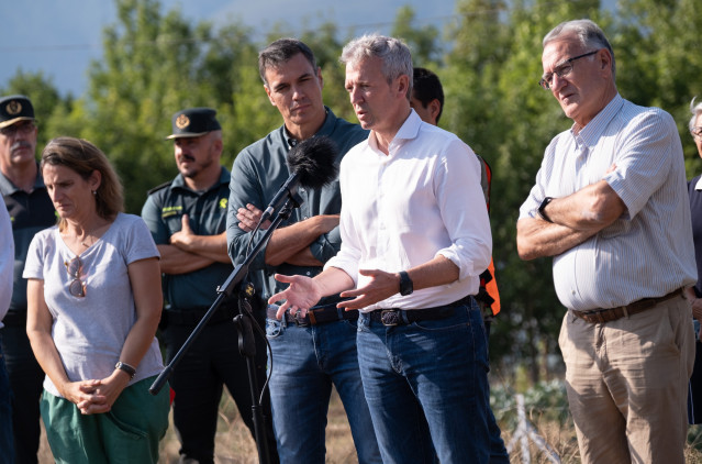 El presidente de la Xunta, Alfonso Rueda, y el presidente del Gobierno de España, Pedro Sánchez, visita Alixo, en O Barco de Valdeorras (Ourense).