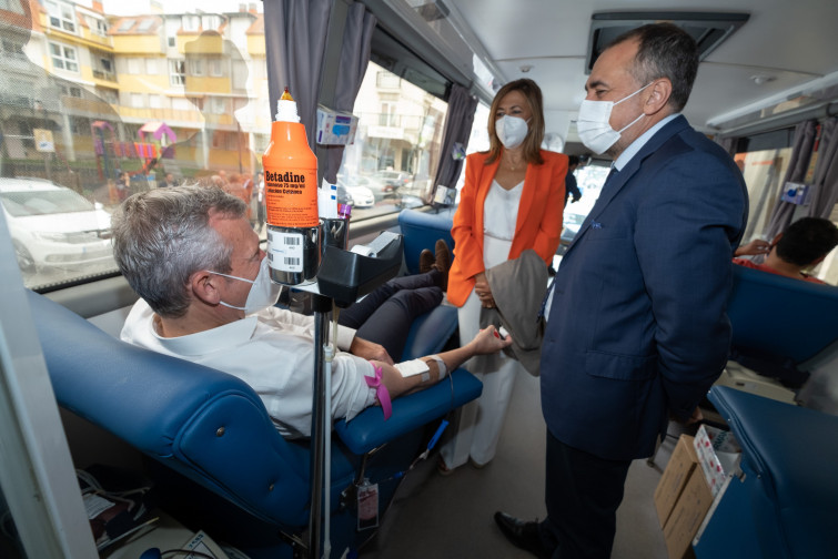 La Xunta urge a donar sangre porque hay escasez y hubo que atrasar operaciones en Vigo y Santiago