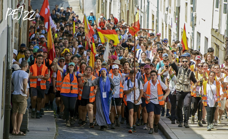 La comunidad digital 'Compostela Resiste' organiza una marcha contra el 