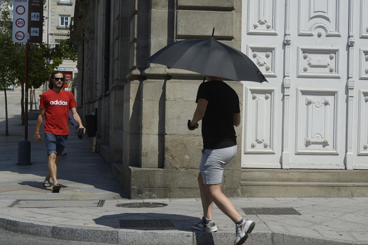 Alerta por calor de hasta 36 grados en varias comarcas de Galicia este lunes y martes