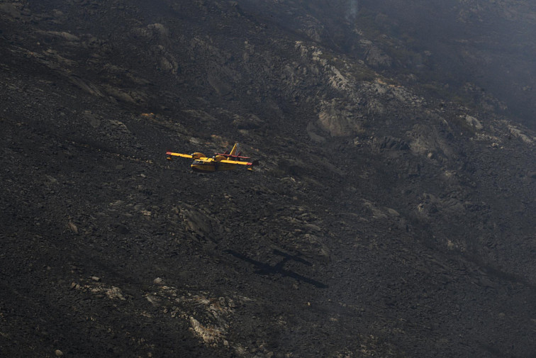 Controlado el incendio de Porto do Son y estabilizado el de Viana do Bolo