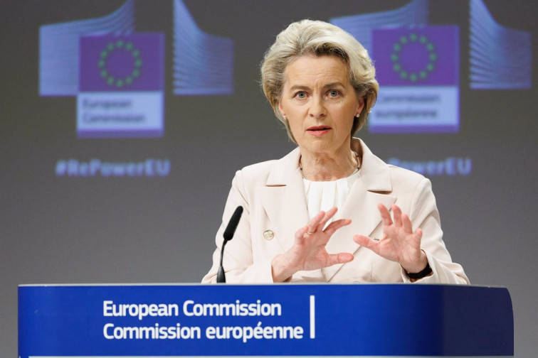 Von der Leyen sugiere intervenir el mercado eléctrico ante 