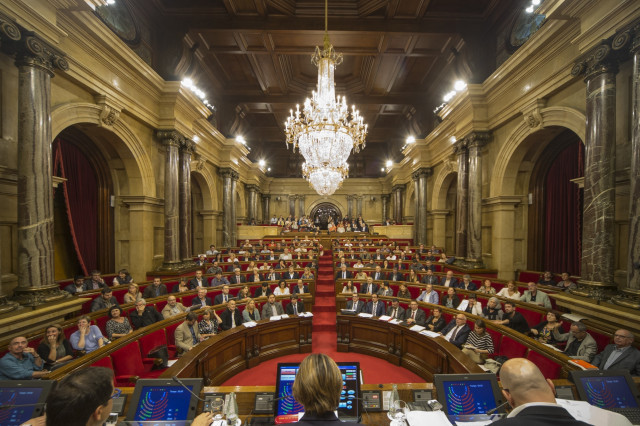 Cinco años de la locura de una parte del Parlament de Catalunya