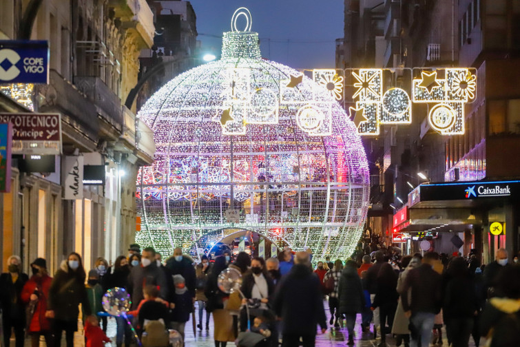 Solo 9.000 personas podrán disfrutar del encendido de las luces de Navidad de Vigo en la Porta do Sol