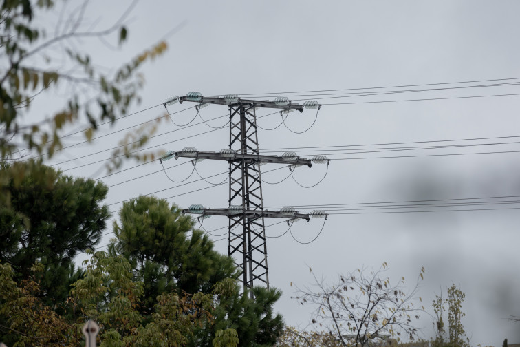 Naturgy invierte 70.000 euros para mejorar la calidad del suministro eléctrico en Toques