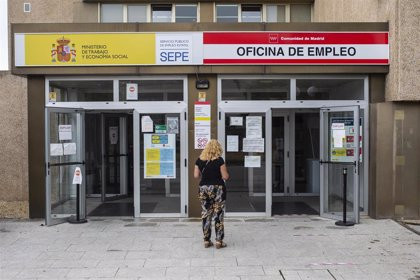 El paro cae en Galicia en casi mil personas en noviembre, hasta 142.758 desempleados