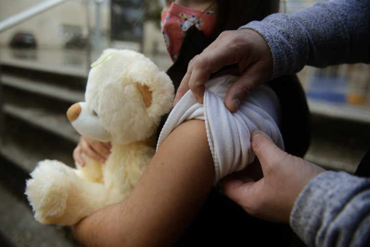 La Xunta iniciará mañana el proceso de citar para la segunda dosis a los niños vacunados contra la gripe