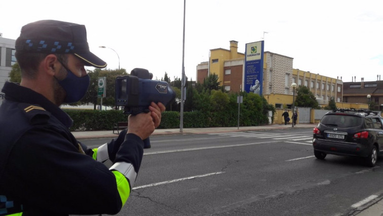 Un ourensano de 30 años pillado a casi 200 km/h en un tramo limitado a 80 de la A-54 de Lugo