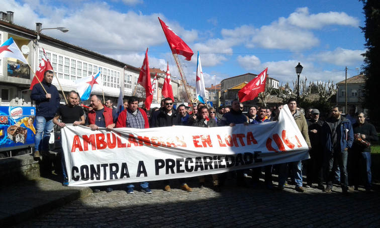 Ambulancias en loita en Santiago