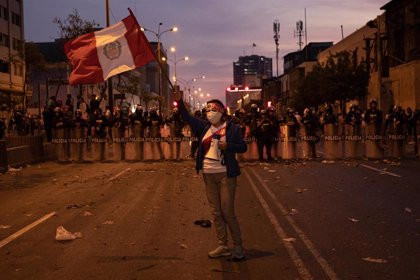 Siete gallegos permanecen atrapados en Perú a la espera de poder regresar a España