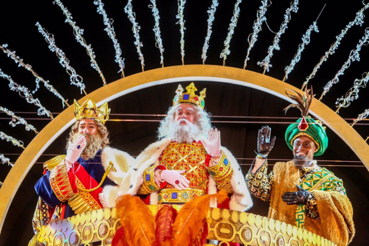 Horarios de las  Cabalgatas de Reyes Magos en Galicia (Vigo, Santiago, A Coruña, etc.)