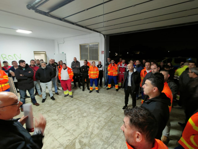 Asamblea de trabajadores de ambulancias Civera