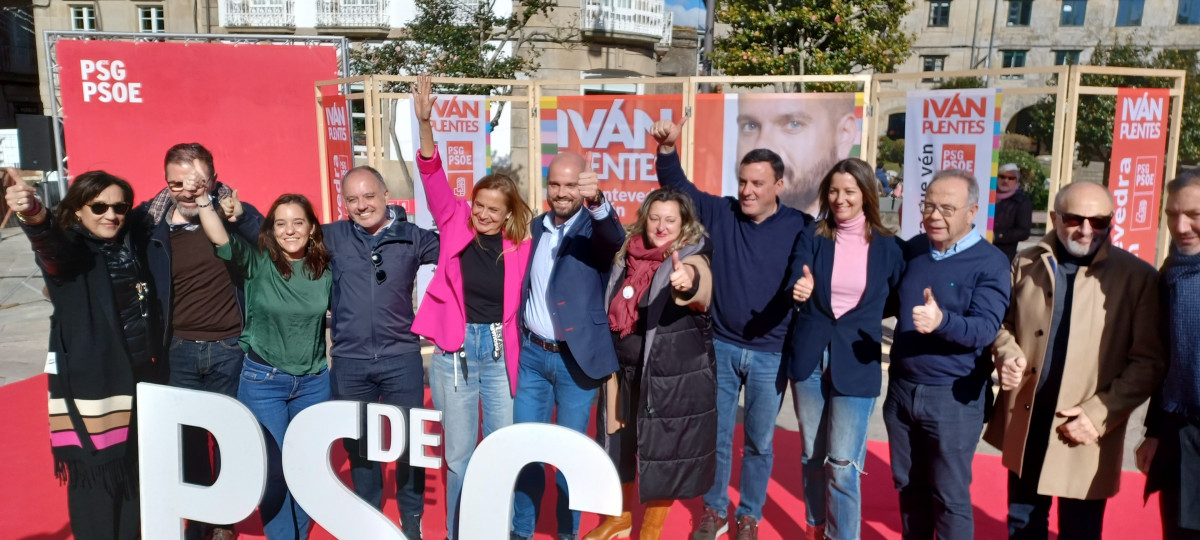 Acto de presentación de Puentes en Pontevedra.