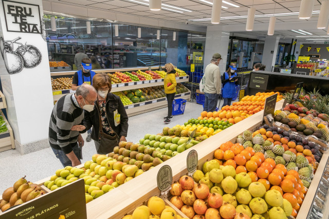 ¿Prepara el Gobierno un impuesto a los grandes supermercados?