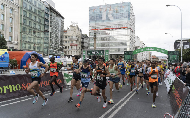 Todo listo y dispuesto en El Corte Inglés para la entrega de dorsales de la XV Media Maratón C21