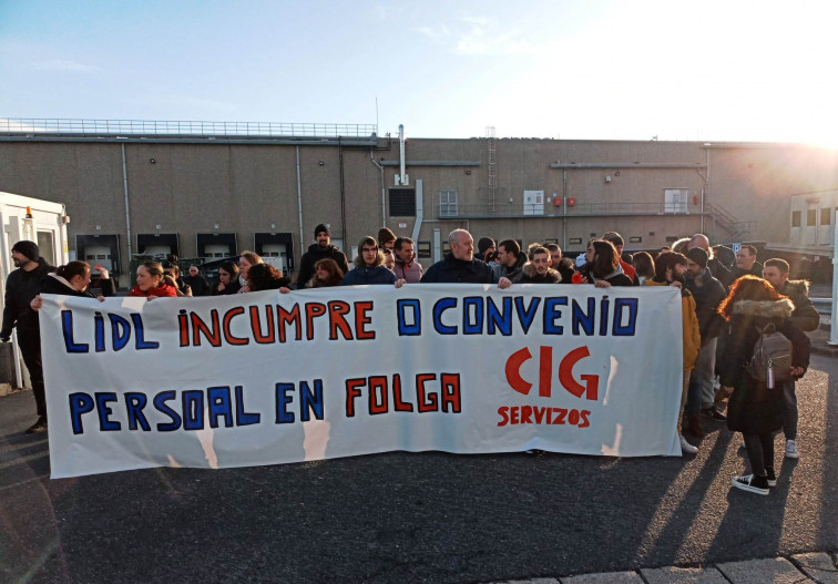 La CIG lleva a Lidl ante Inspección de Trabajo por vulnerar el derecho a la huelga de sus trabajadores de Narón