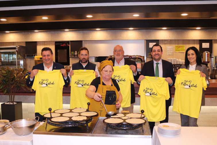 Filloas gratis en la cafetería de El Corte Inglés de Santiago con motivo de la Festa de Lestedo