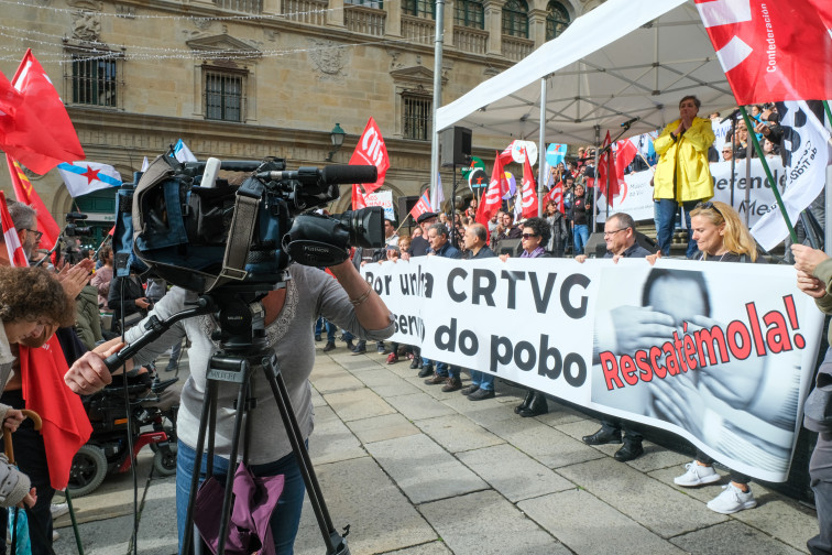 Los trabajadores de la CRTVG se concentran este lunes contra 