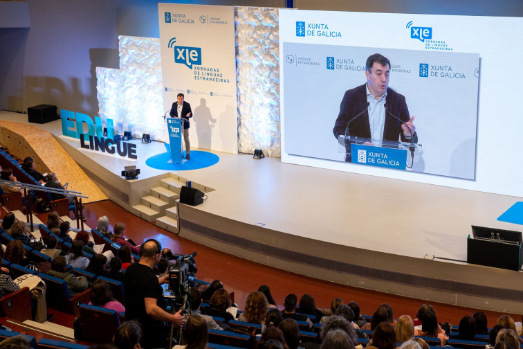 Román Rodríguez destaca el aprendizaje de lenguas extranjeras como símbolo de calidad educativa