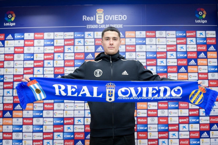 Hugo Rama, la constancia del de Oroso que lo ha hecho fundamental en el Real Oviedo