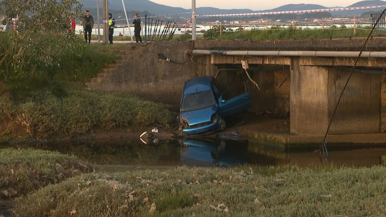 Buscan a los ocupantes del coche que atropelló a un hombre y se dieron a la fuga en A Pobra do Caramiñal