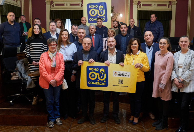 Jácome presenta los bonos de 100 euros del Concello de Ourense para gastar en comercios y locales de hostelería