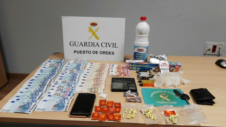 La Guardia Civil de Ordes detiene a un vecino de la localidad por un delito contra la salud pública