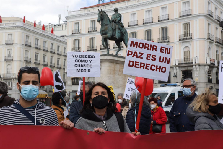 El “remoloneo de la Xunta” con la eutanasia dificulta a muchos enfermos el acceso a una muerte digna