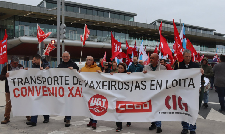 Convenios bloqueados, el 'Caso Monbus-Alsa', buses antiguallas... El sector del transporte de viajeros sale a la calle