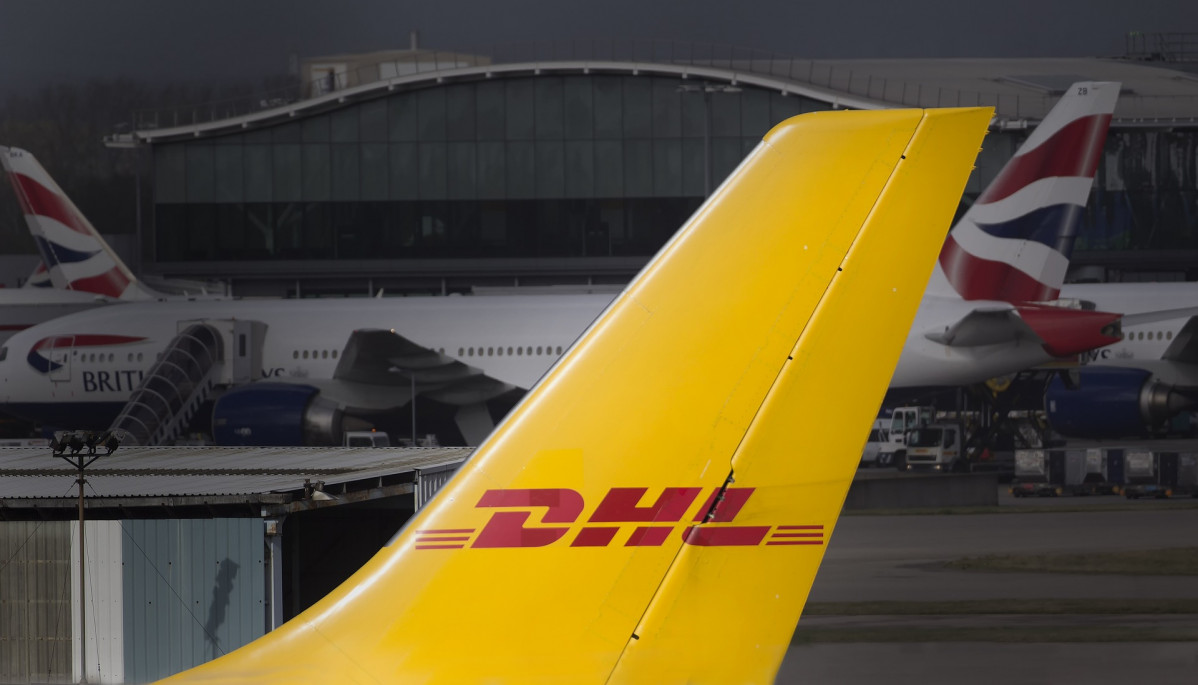 Dhl gb61b83ba9 1920