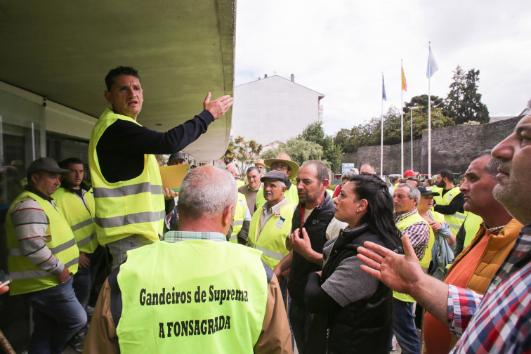 La Asociación de Gandeiros Galegos da Suprema pone fin a sus tractoradas tras un acuerdo con la Xunta