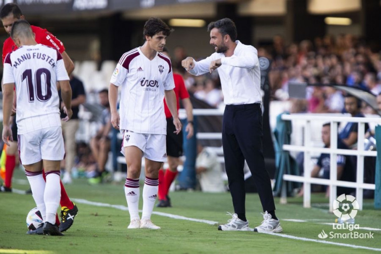 Rubén Albés, a repetir el milagro de Rubén de la Barrera y llevar al Albacete a Primera División