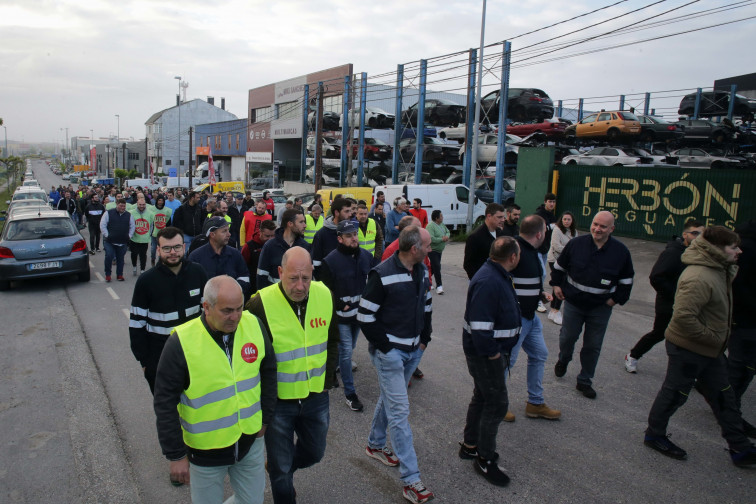 (VÍDEOS) Seguimiento multitudinario en la cuarta jornada de protestas de los trabajadores del metal en Lugo