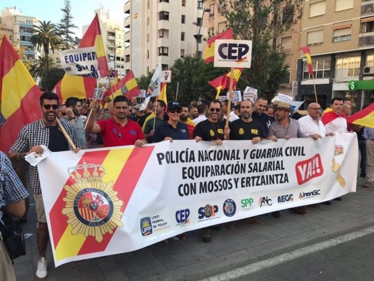 Policías nacionales y guardias civiles, unidos en la defensa de una jubilación digna y la equiparación salarial