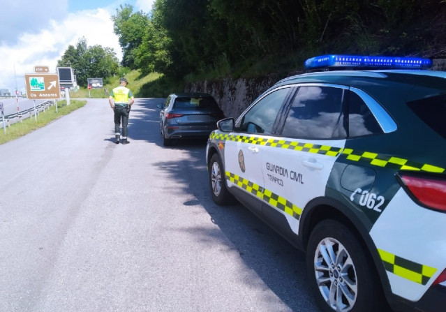 Control de la Guardia Civil en la provincia de Lugo.