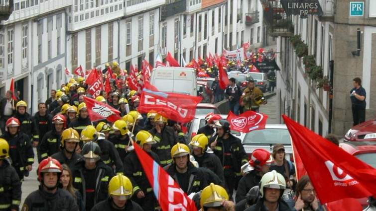 Los bomberos comarcales mantienen la huelga en vísperas de la gran manifestación de este 13 de julio