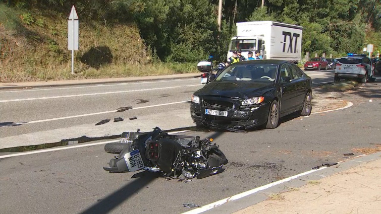 Accidente mortal en Vigo: muere una motorista al colisionar frontalmente contra un coche en Coruxo