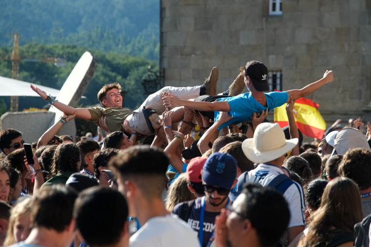 El Ayuntamiento de Santiago planea limitar la presencia de turistas en algunas zonas del casco viejo