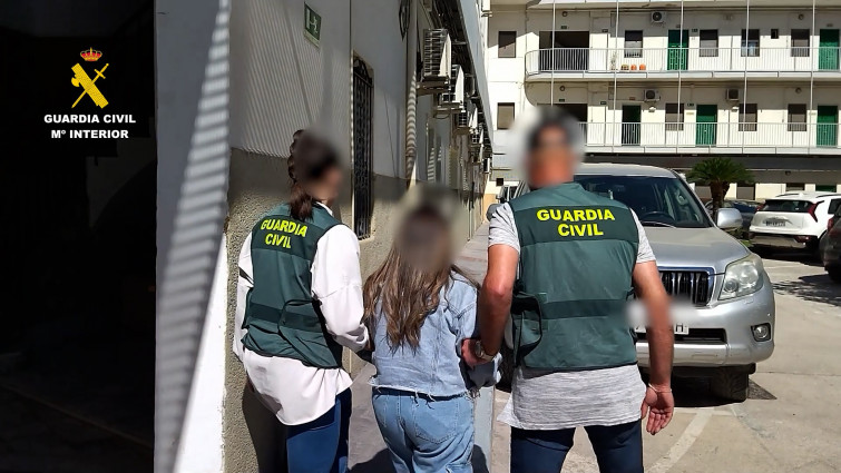 Cinco detenidos en A Coruña y Valencia que integraban una banda dedicada a la 'sextorsión'