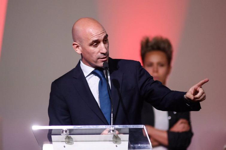 Rubiales dimite como presidente de la RFEF y debilita su defensa en los procesos penales