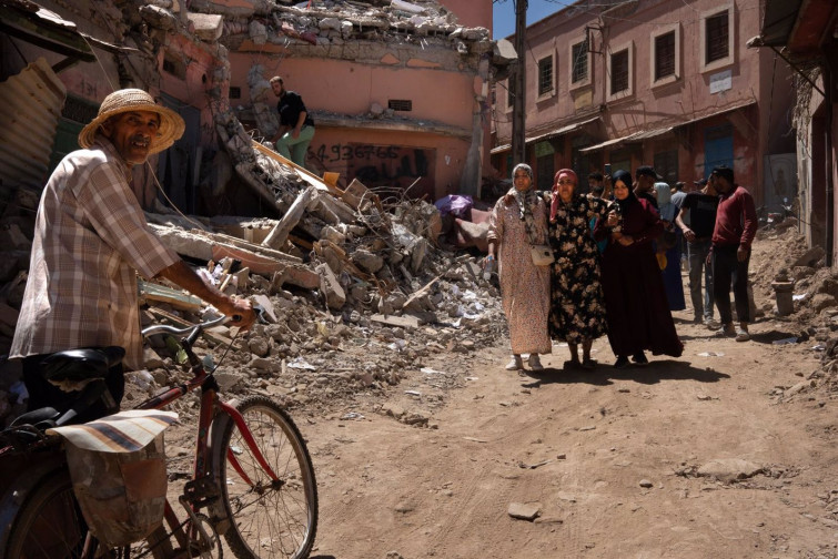 Marruecos trata de reponerse al terremoto entre réplicas que rozan los 4 grados en la escala Richter