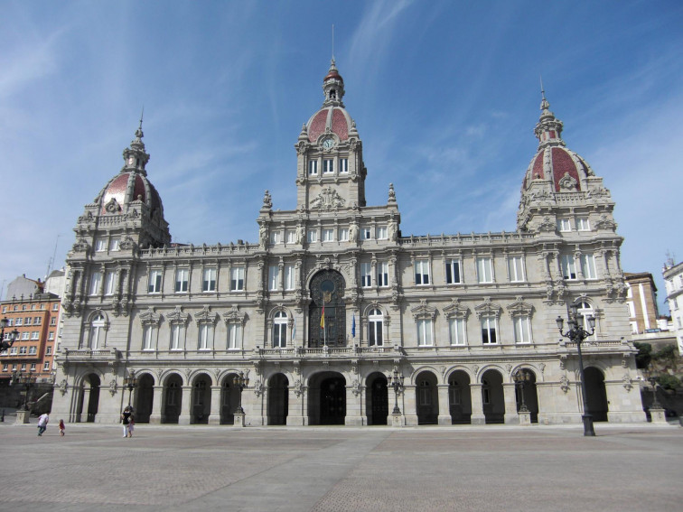 Investigan posibles sobornos a funcionarios de Urbanismo en A Coruña