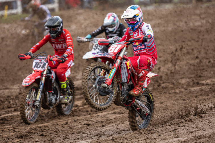 El piloto gallego Jorge Prado se proclama campeón del mundo de MXGP, la categoría reina del motocross