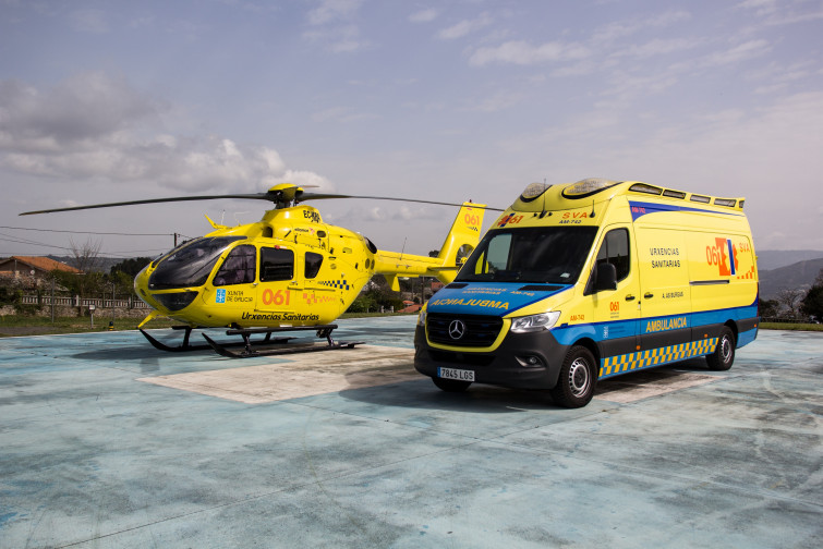 Accidente laboral en Lourenzá: herido un operario atrapado por la trituradora del camión de la basura