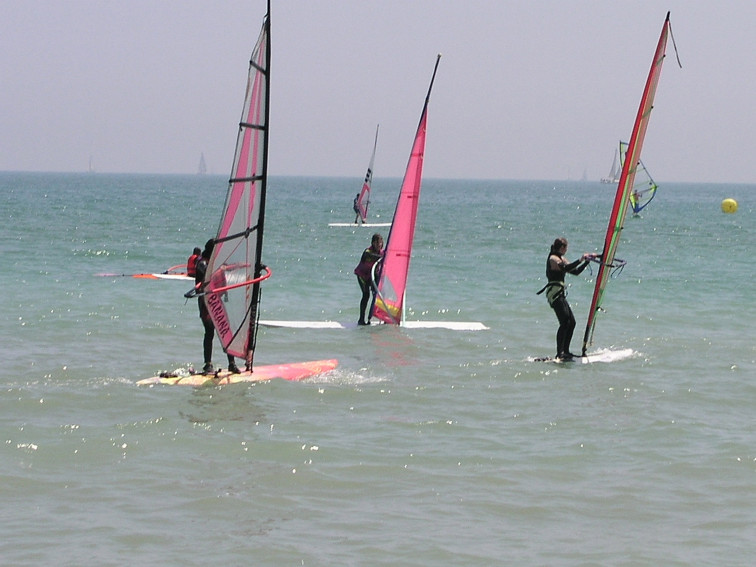 Vigo acoge el Campeonato de España de Windsurf y Copa de España de iQFoil