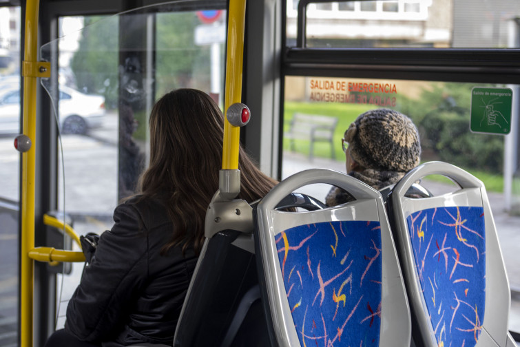 Usuarios denuncian problemas con Monbus y la Xunta activa una línea entre O Barbanza y los hospitales de Santiago