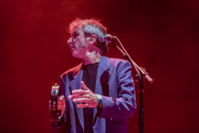 Archivo - El cantante Xoel López durante su actuación en el concierto organizado en las Noches del Botánico, a 24 de junio de 2021, en Madrid, (España). Con una carrera que ya supera las dos décadas dentro de la corriente indie, Xoel López, comenzó su tra