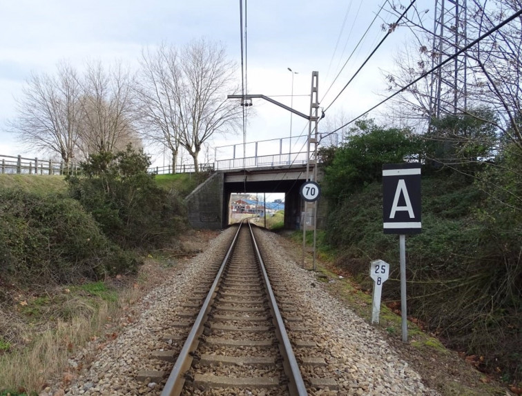 Muere una persona arrollada por un tren en Crecente, Pontevedra