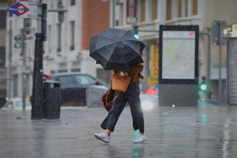 La borrasca Bernard llega este domingo a España y pondrá en riesgo por viento, lluvias y oleaje a 11 CCAA