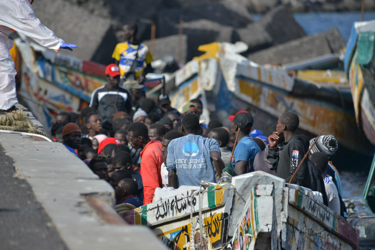 400 inmigrantes llegan a Sanxenxo y Sobrado por la crisis que se vive en las Canarias